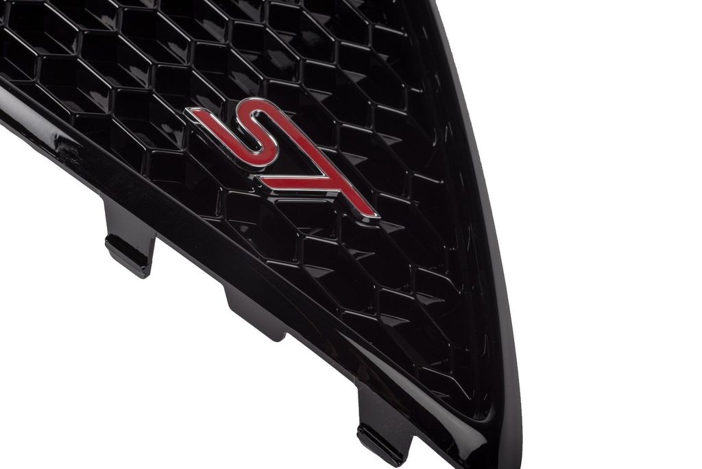 Focus ST "US Style" Front Grill with No Number Plate