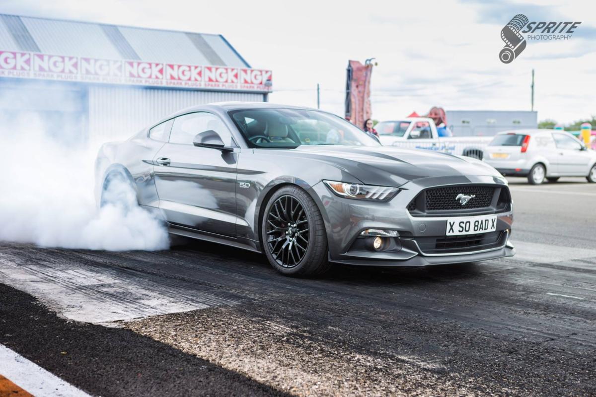 Owens Drag Aufgeladener GT Mustang