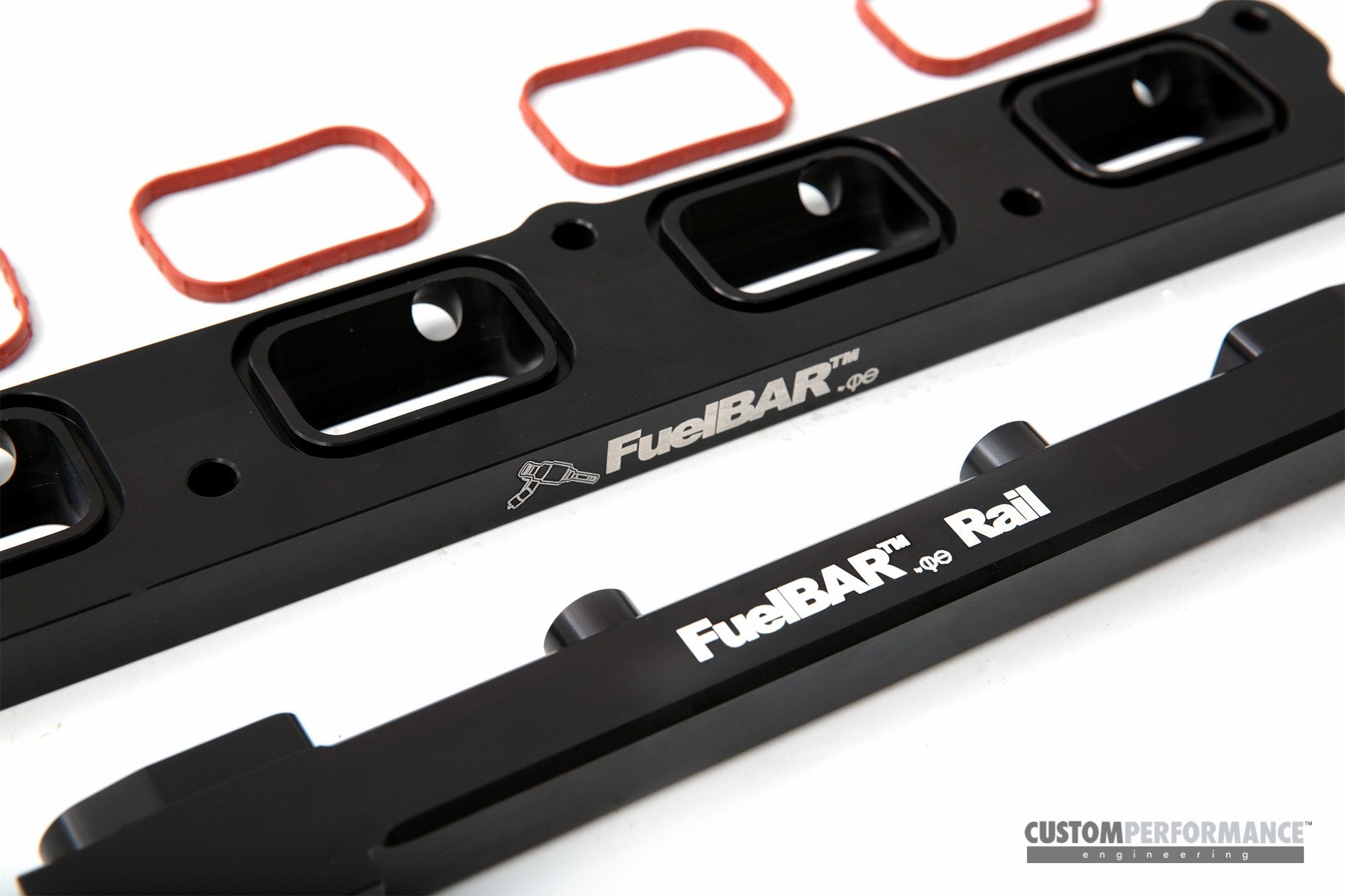cp-E FuelBAR EcoBoost Aux Fuel Rail - Porta carburante Focus ST, Focus RS, Mustang EcoBoost, Ford Mondeo