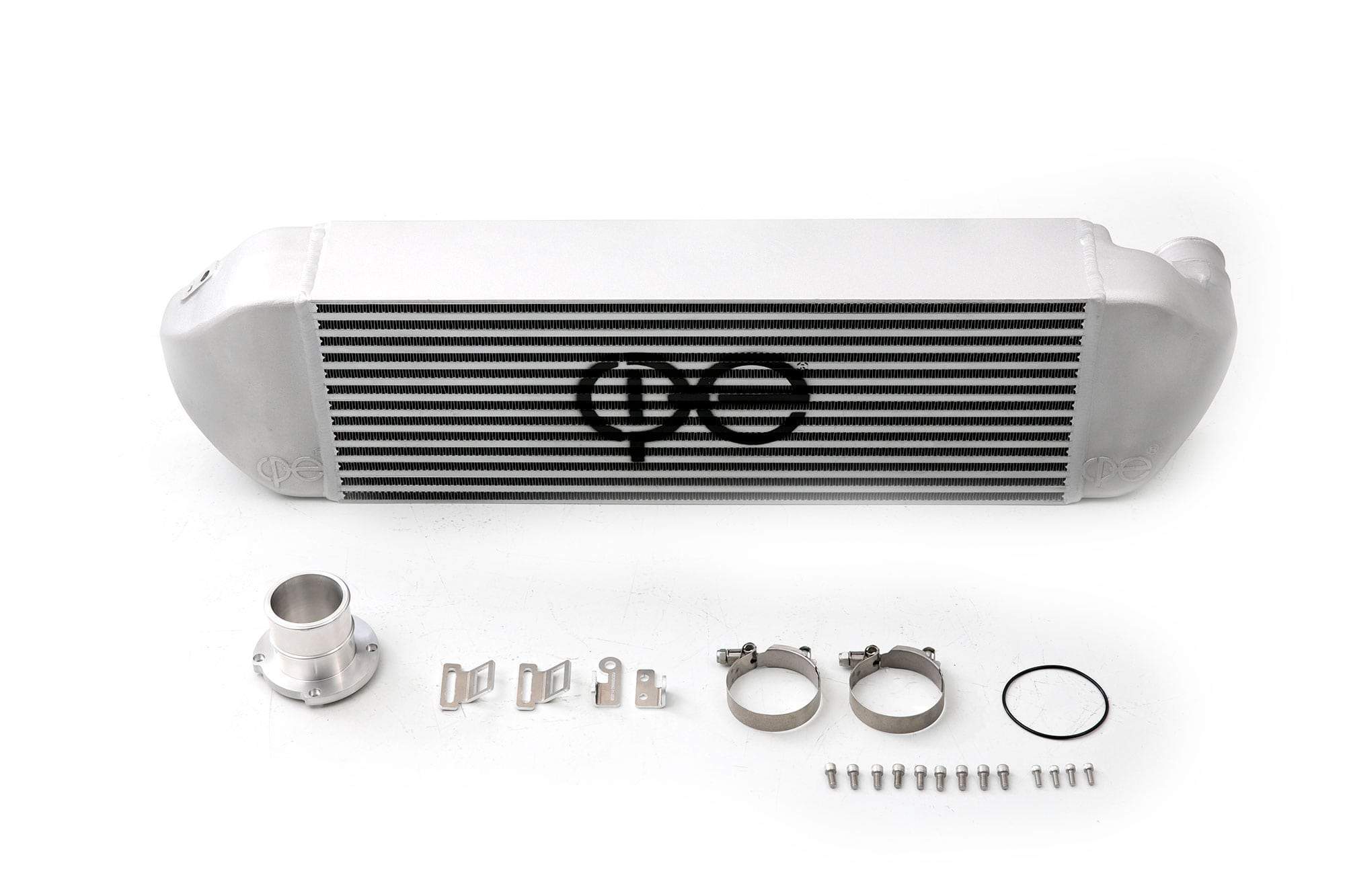 cp-e Core Ford Focus RS Intercooler FMIC a montaggio anteriore