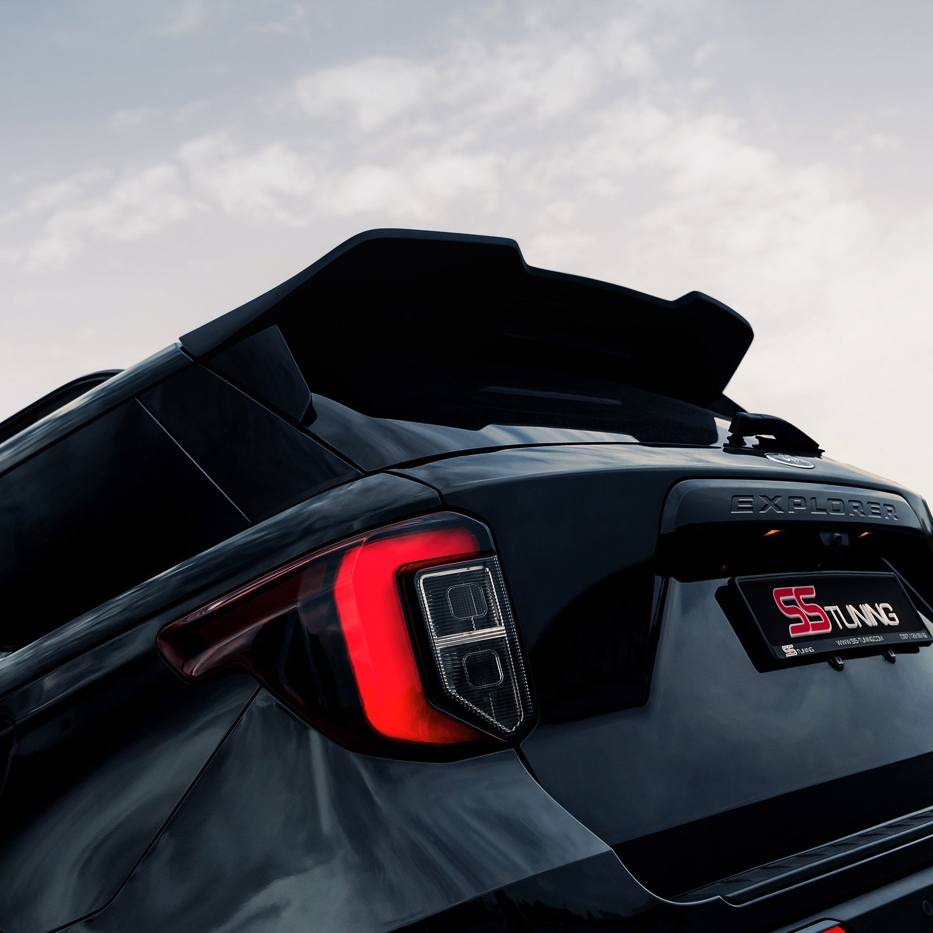 SS Tuning Ford Explorer Rear Spoiler - 2023-2023