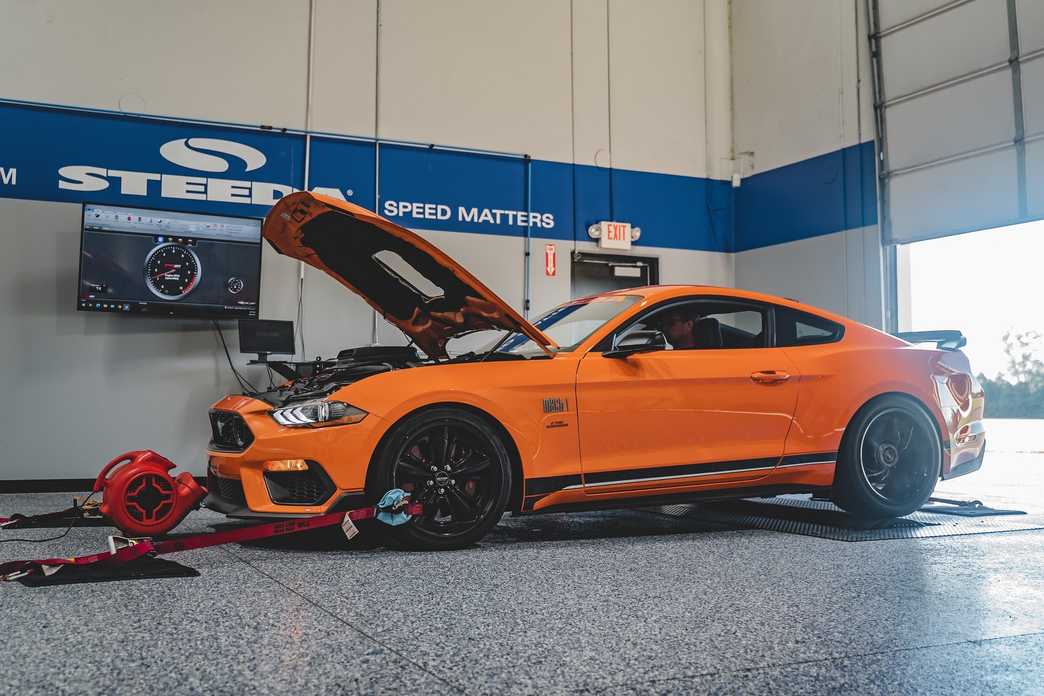 نظام غطاء محرك السيارة CDC Mustang S550 Mach One Shaker