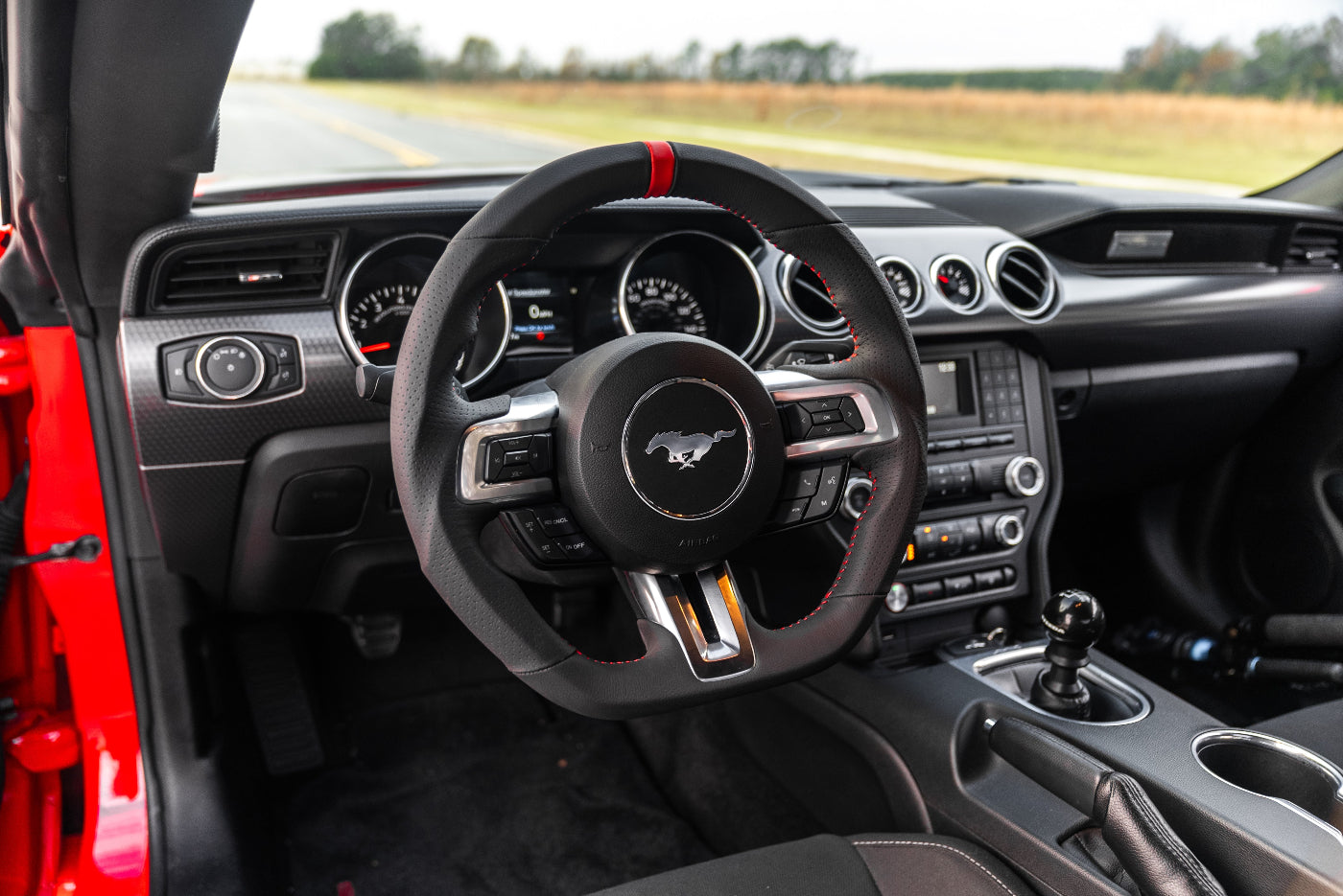 Steeda Mustang Steering wheel installed