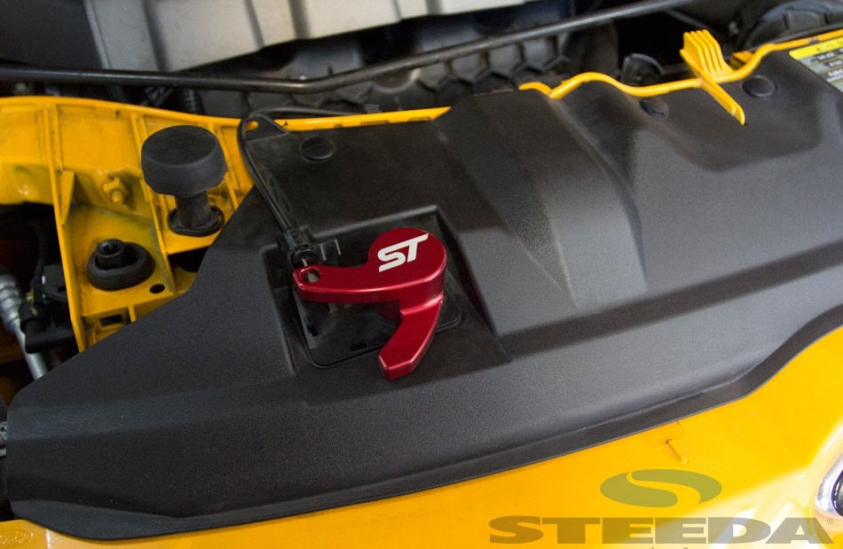 Steeda Focus ST Trava de alumínio anodizada para capuz