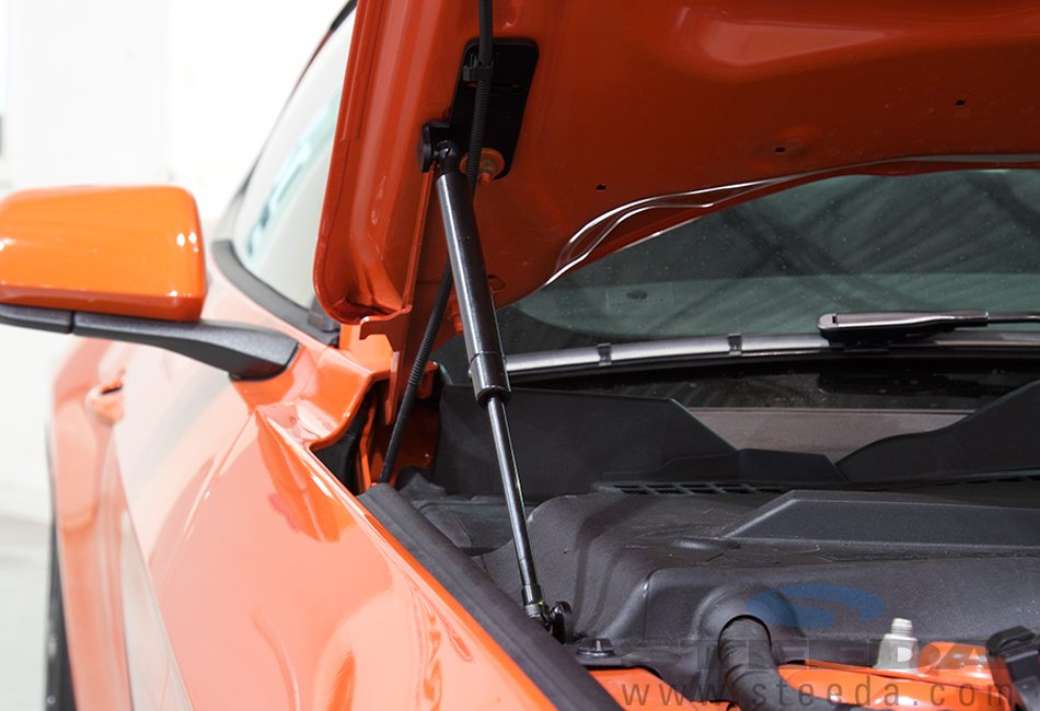 Steeda S550 Mustang Hood Strut Zestaw (2015-2023)